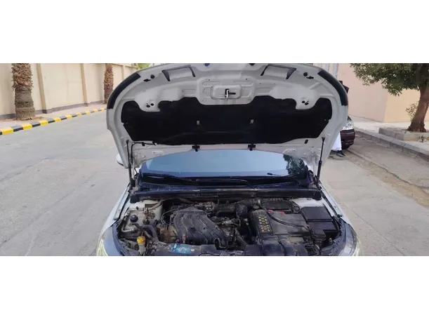 Car image 30
