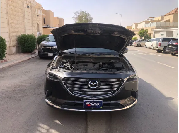 Car image 25