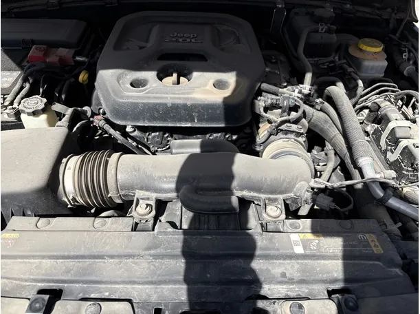 Car image 24