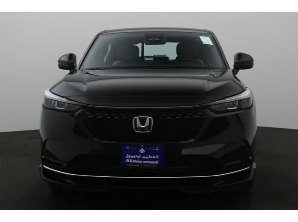 Car image 11