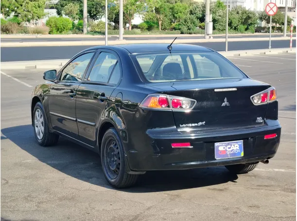Car image 7