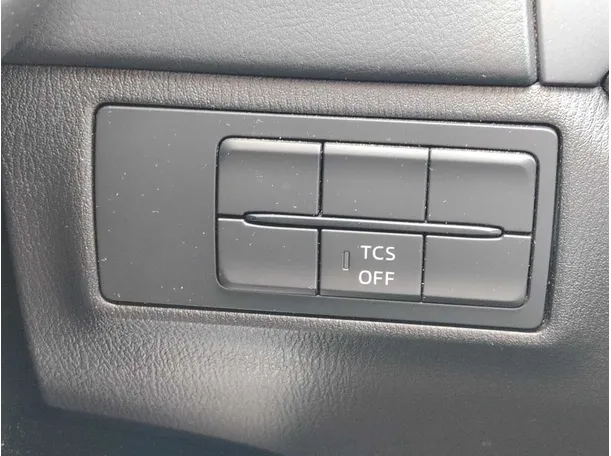 Car image 34