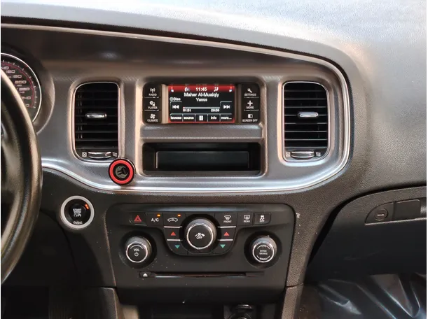 Car image 21