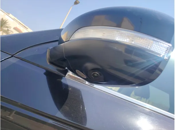 Car image 33