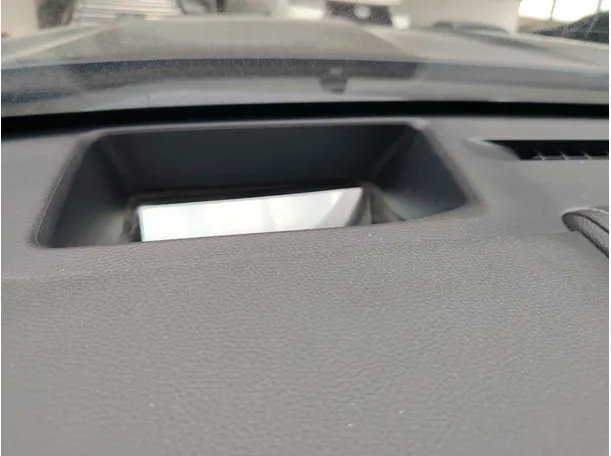 Car image 41