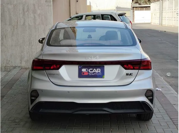 Car image 6