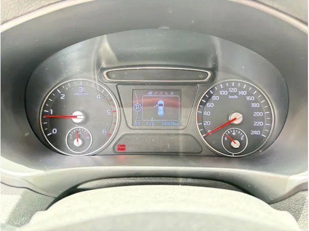 Car image 23