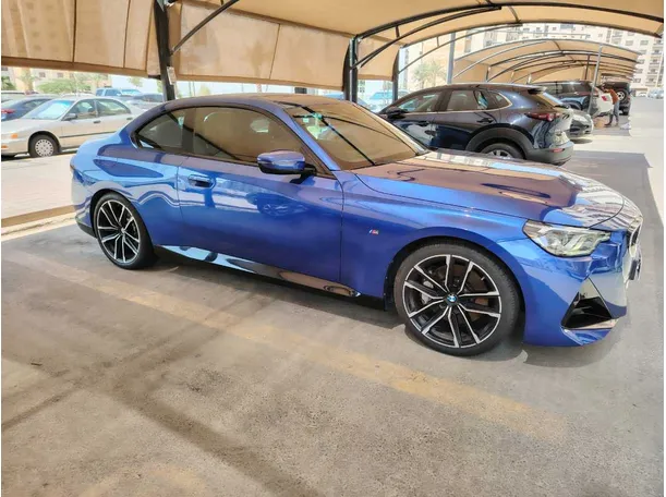 Car image 4
