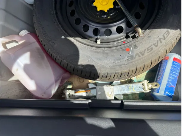 Car image 21