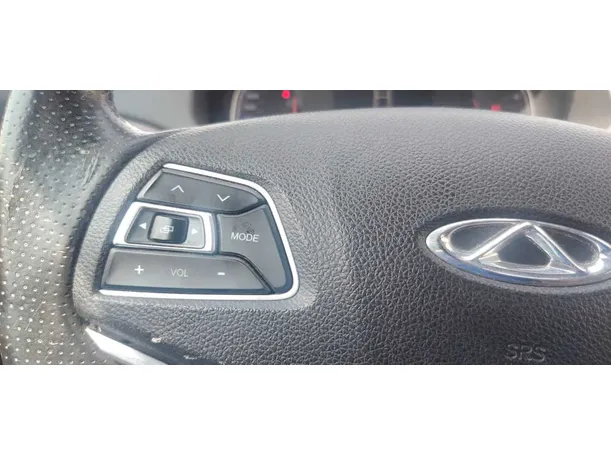 Car image 24