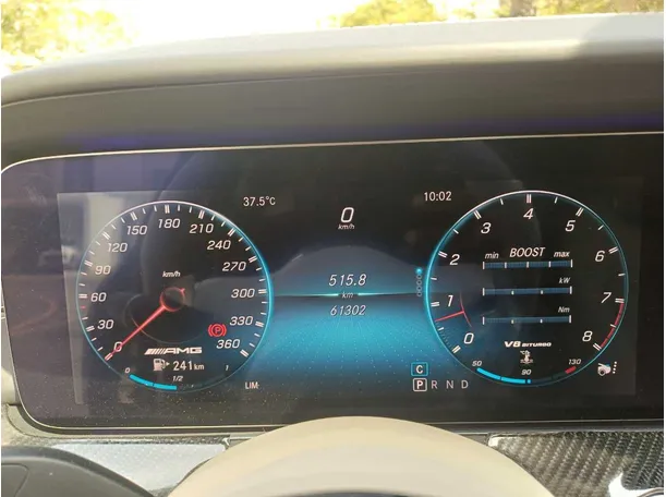 Car image 18