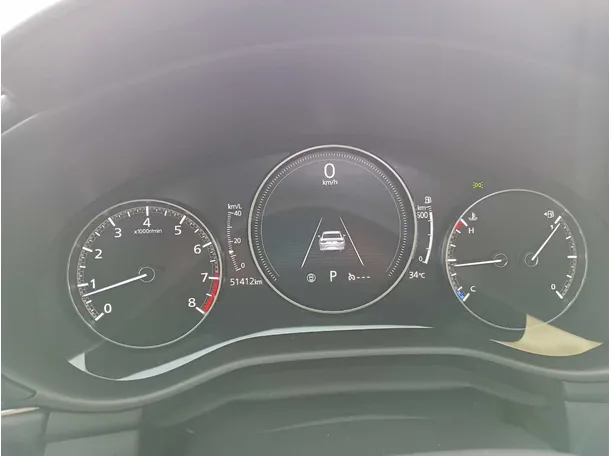 Car image 18
