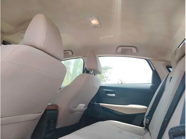 Car image 20