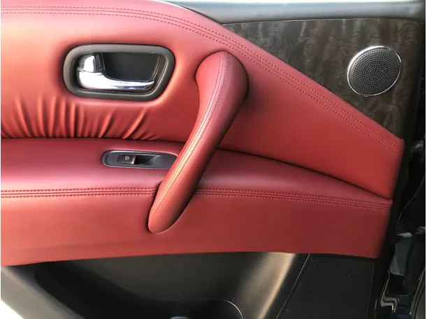 Car image 23