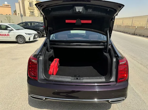 Car image 21