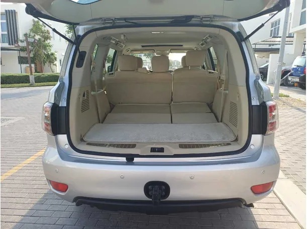 Car image 24