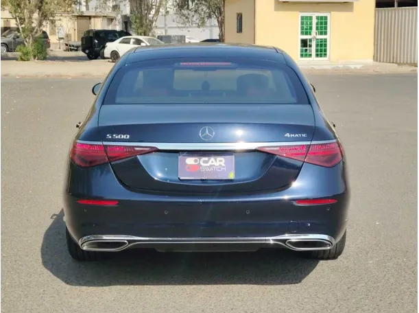 Car image 6