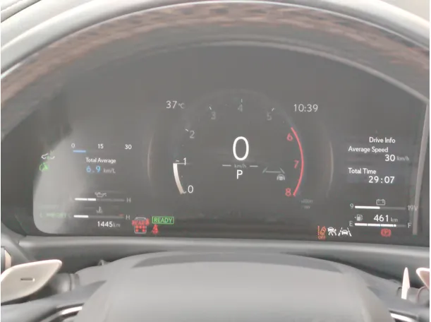 Car image 24
