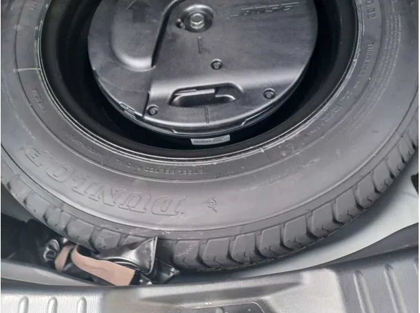 Car image 22