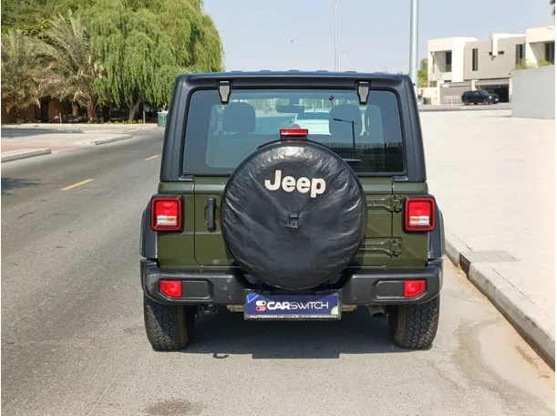 Car image 6