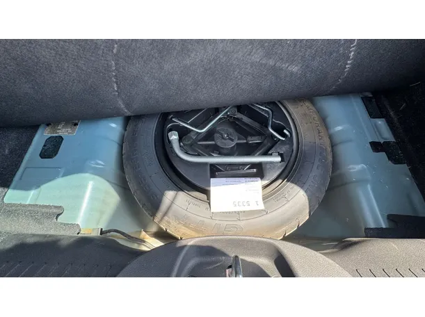 Car image 22