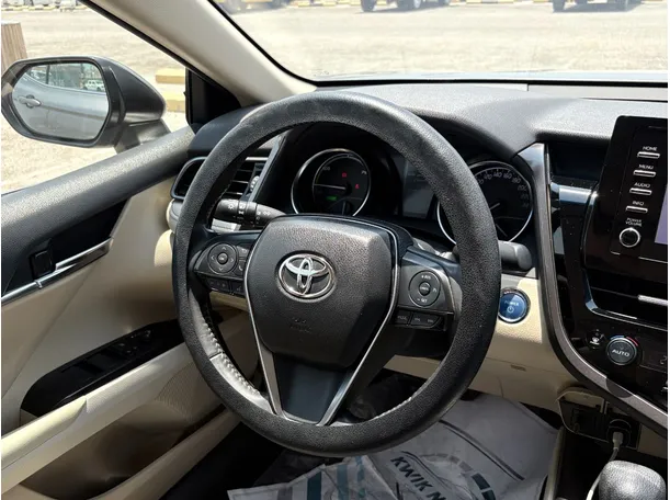 Car image 21