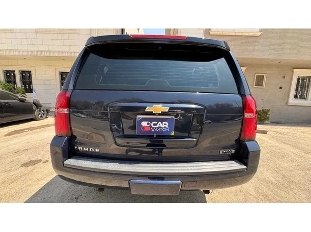 Car image 6