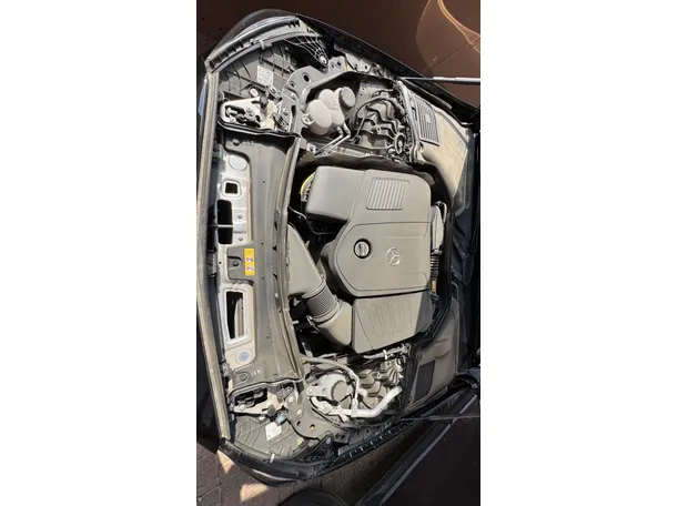 Car image 27