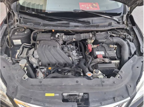 Car image 19