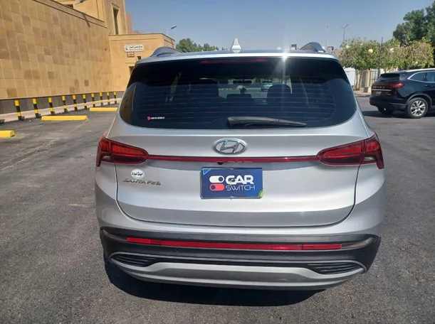 Car image 6