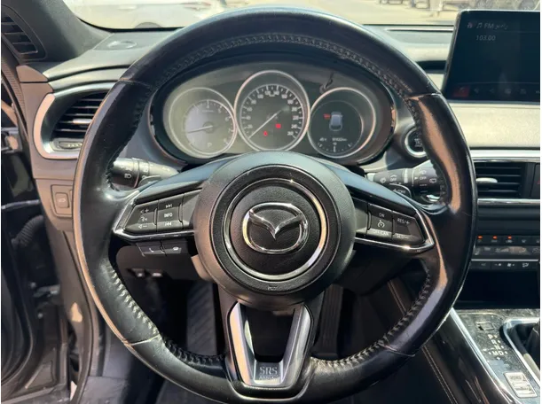 Car image 21
