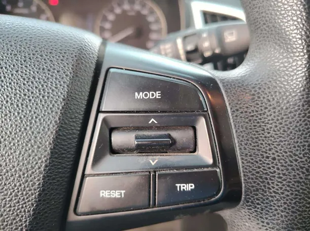 Car image 37