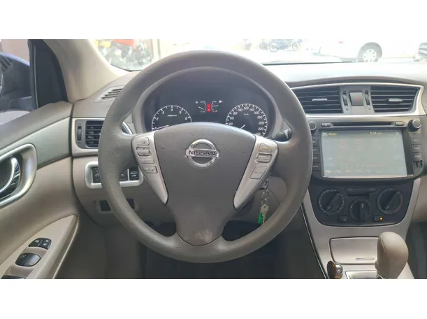 Car image 15