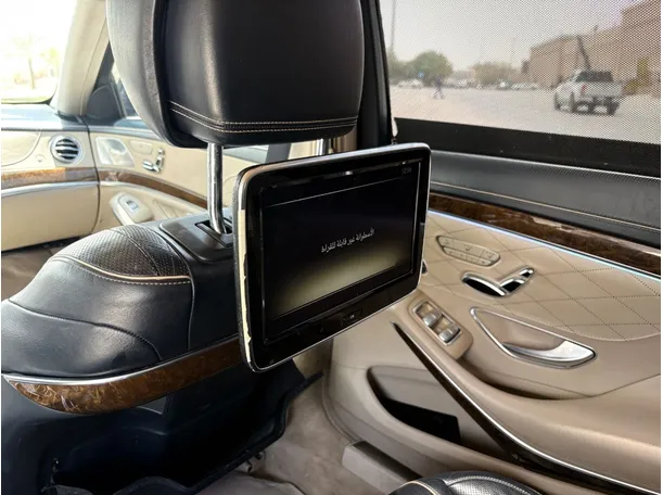 Car image 27