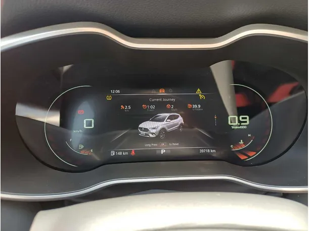 Car image 19