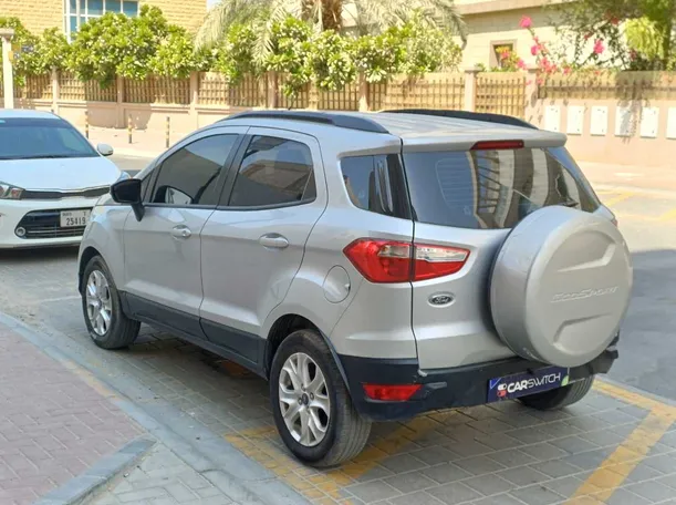 Car image 7