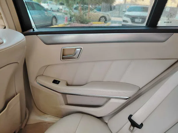 Car image 39
