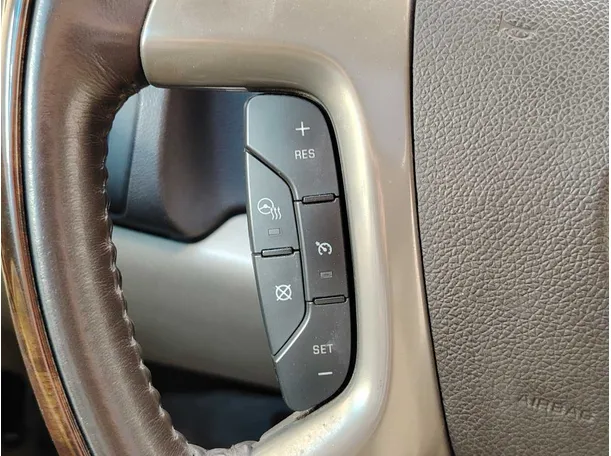 Car image 38