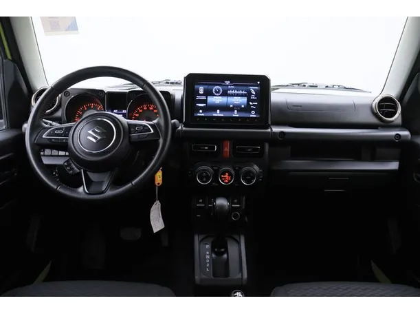 Car image 14