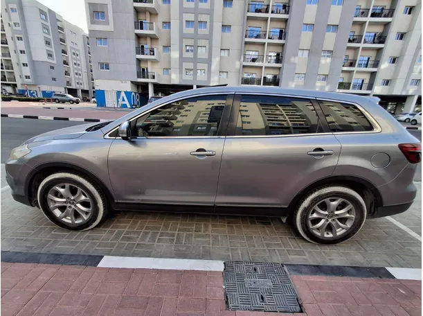 Car image 8