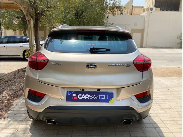 Car image 6