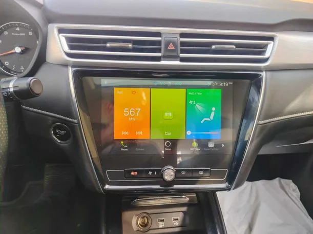 Car image 26