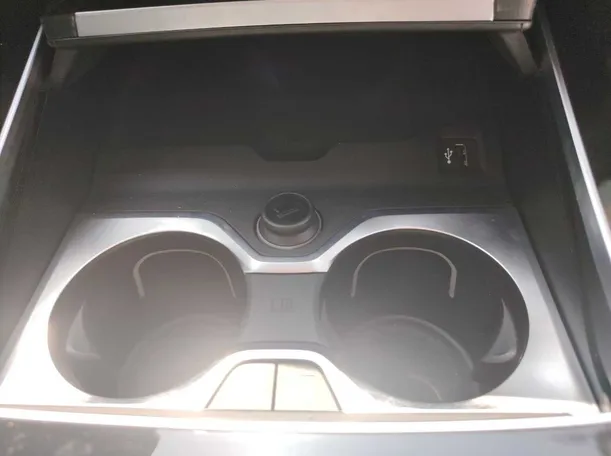 Car image 41