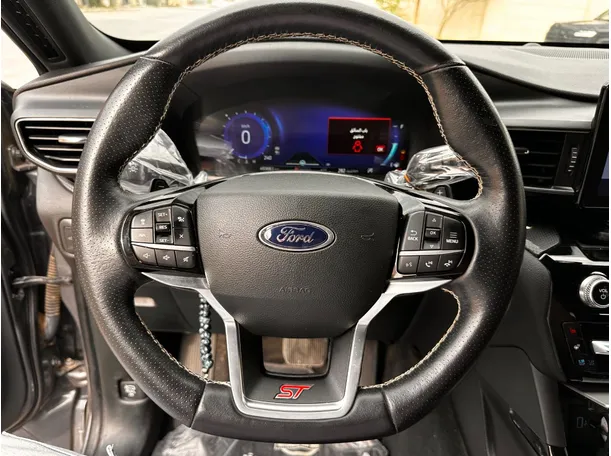 Car image 22
