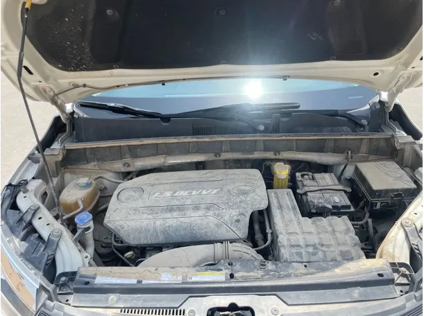 Car image 25