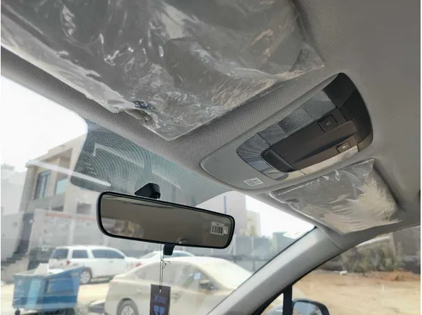 Car image 33