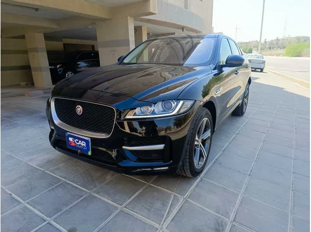 2018 Jaguar F-Pace in KSA