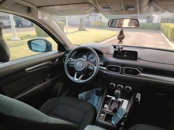 Car image 21