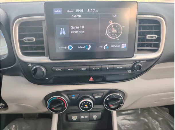 Car image 20