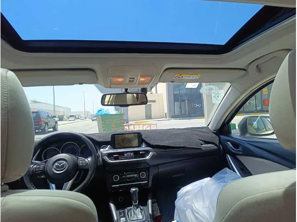 Car image 22